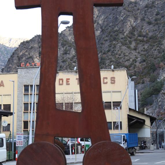 Muntanyes sobre un carro