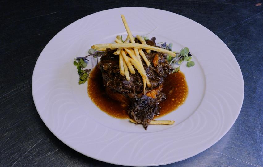 International and quality gastronomy